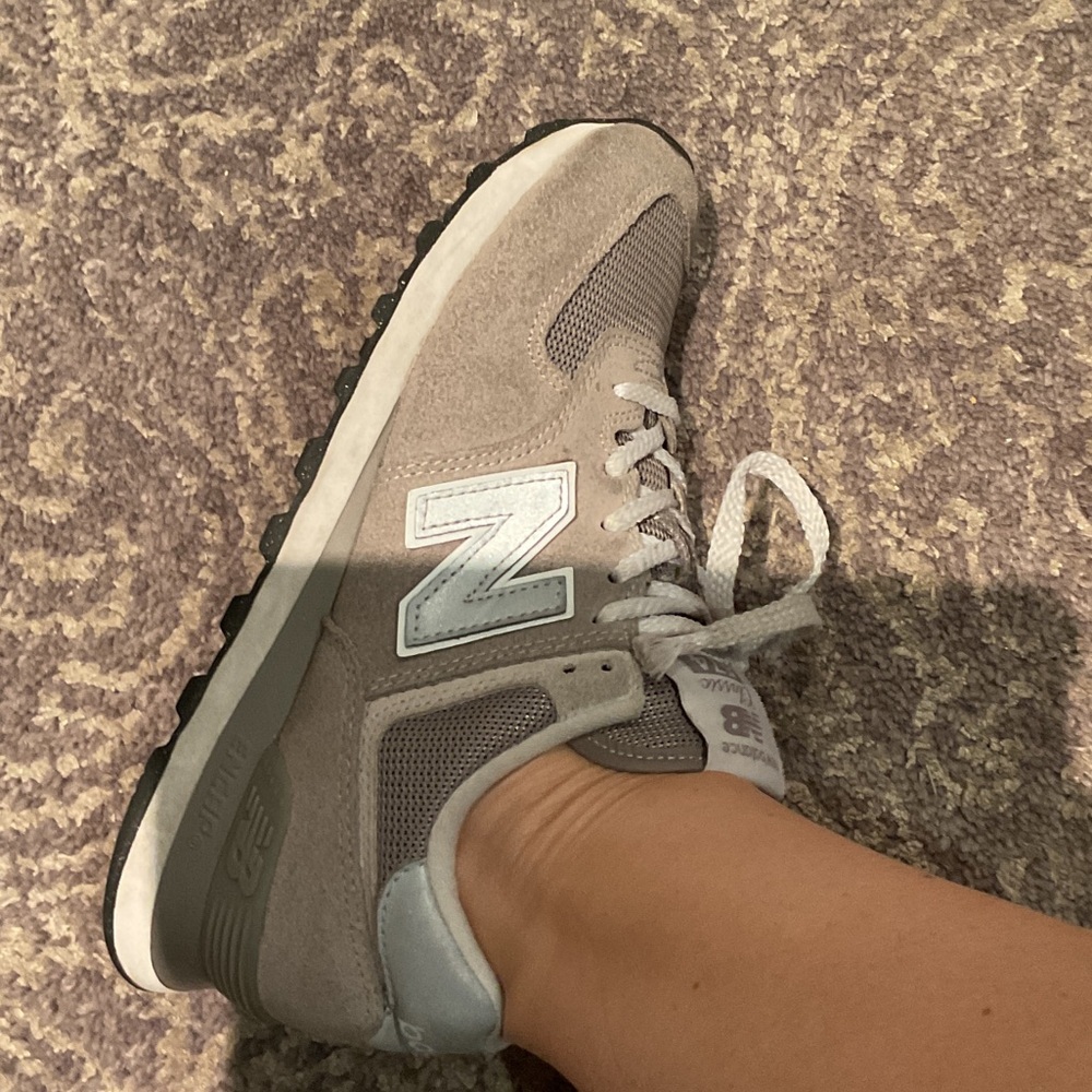 New Balance Women's Suede Gray Sneakers 574 in 7